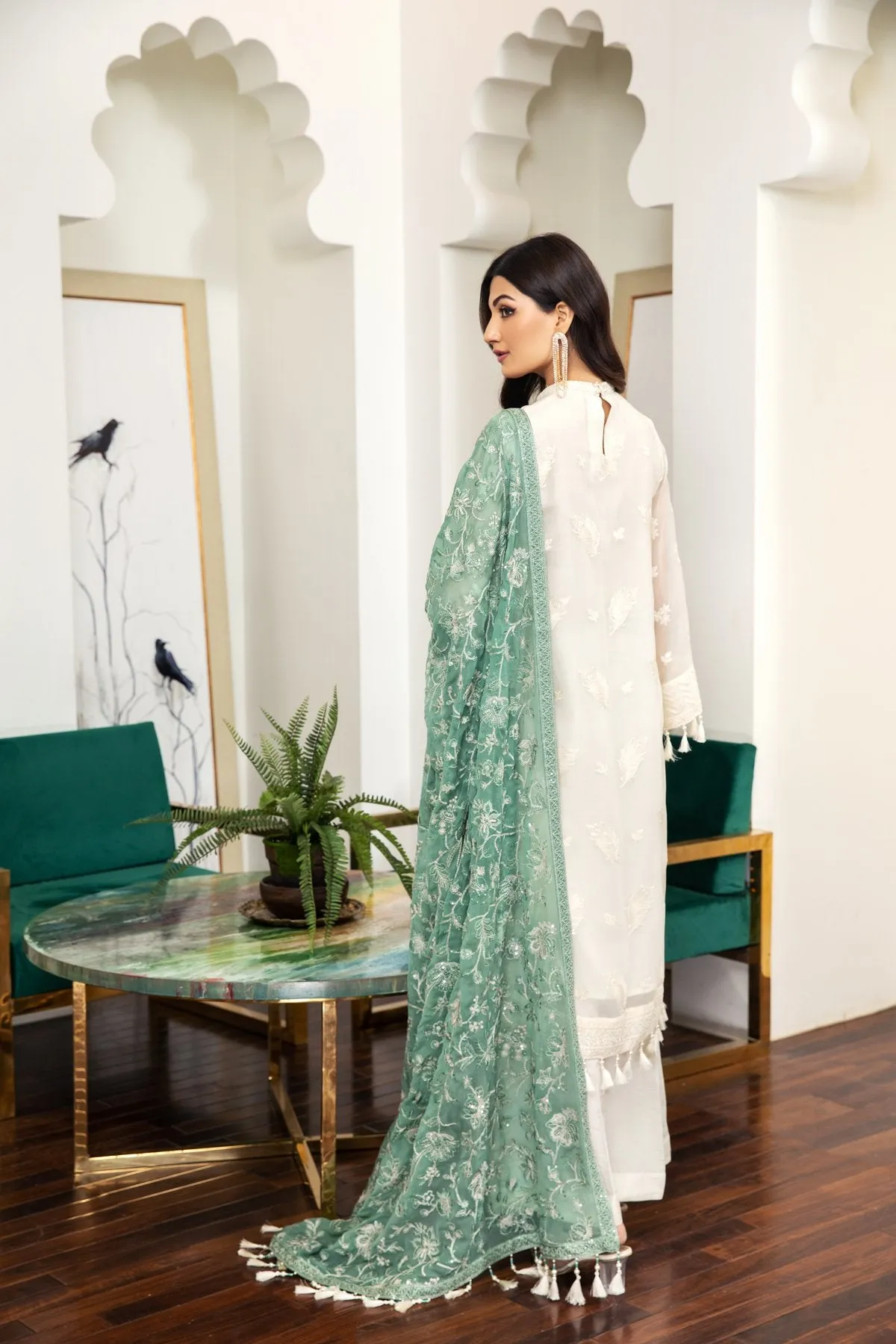 Alizeh Embroidered Chiffon Royale De Luxe Collection – Lilas