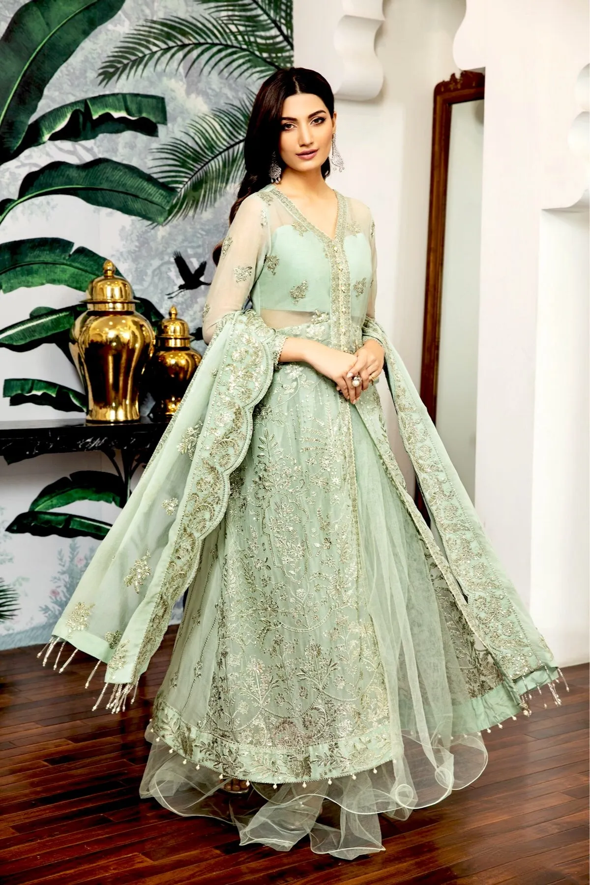 Alizeh Embroidered Chiffon Royale De Luxe Collection – Saphir