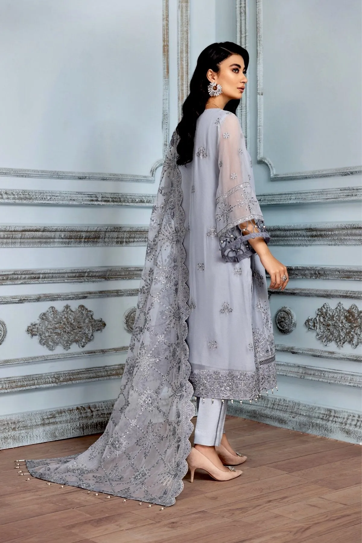 Alizeh Mah-e-Ru Festive Embroidered Chiffon Collection '21 – Surmai