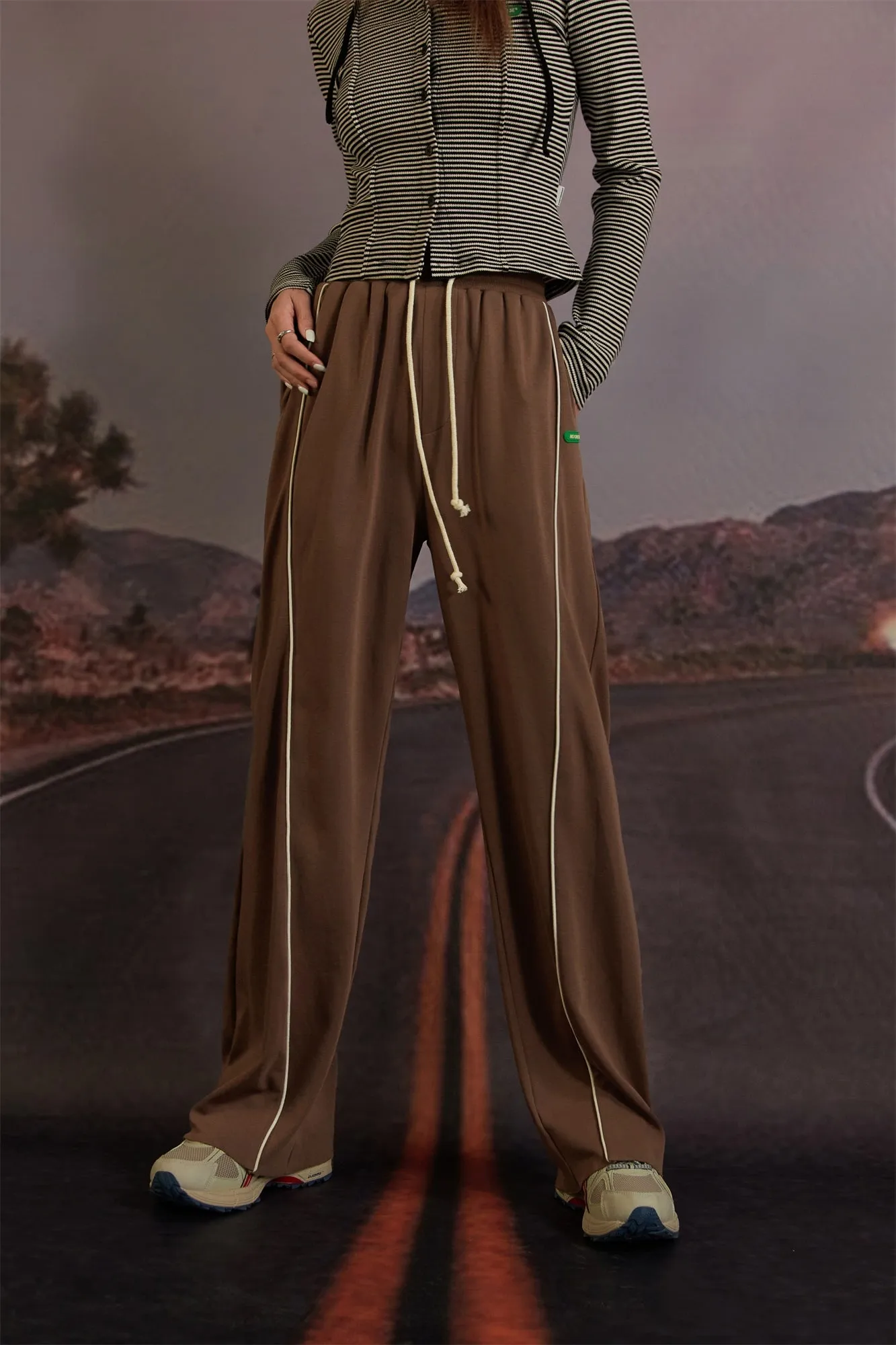 Wide-Leg Jogger Pants